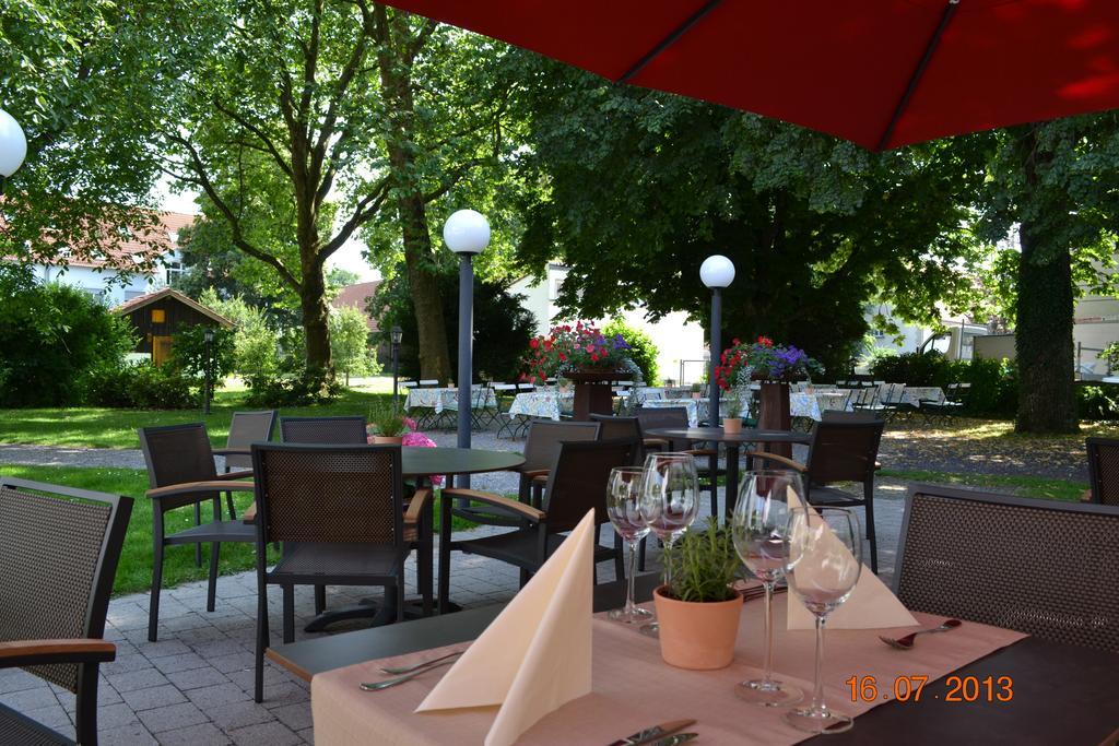 Hotel Gasthaus Adler Bad Waldsee Exterior photo