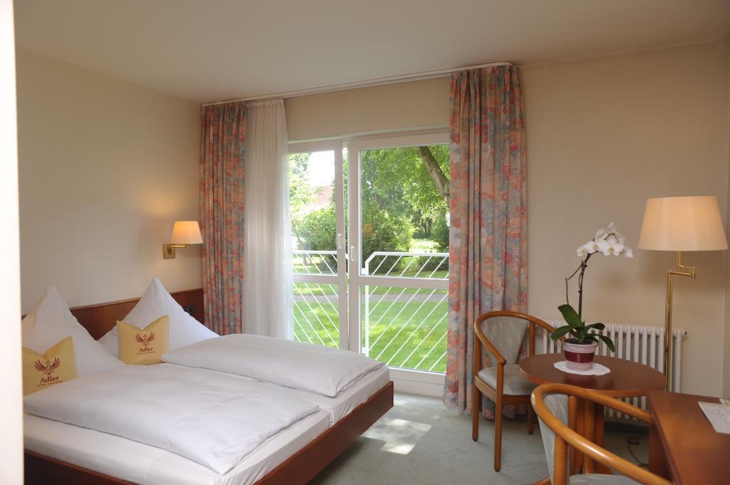 Hotel Gasthaus Adler Bad Waldsee Room photo